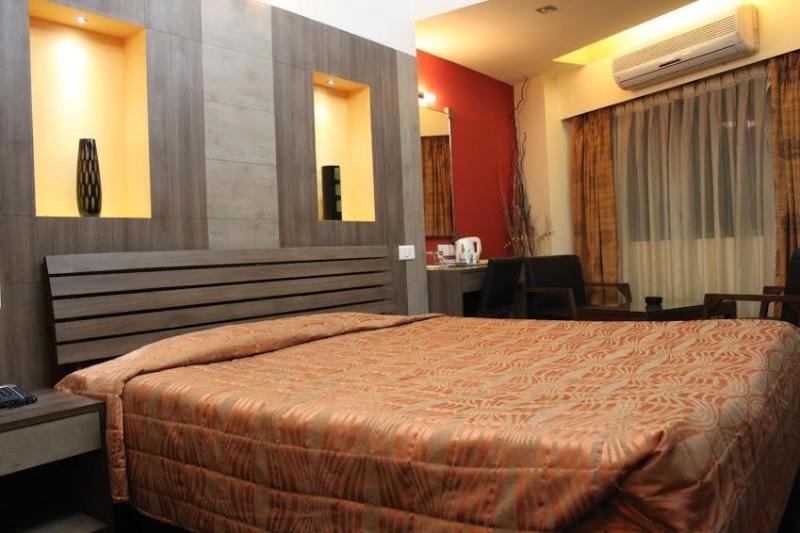 Hotel Majestic Shillong Exterior photo