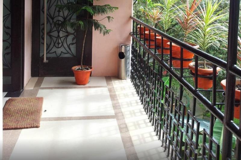 Hotel Majestic Shillong Exterior photo