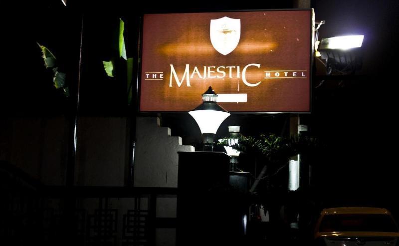 Hotel Majestic Shillong Exterior photo