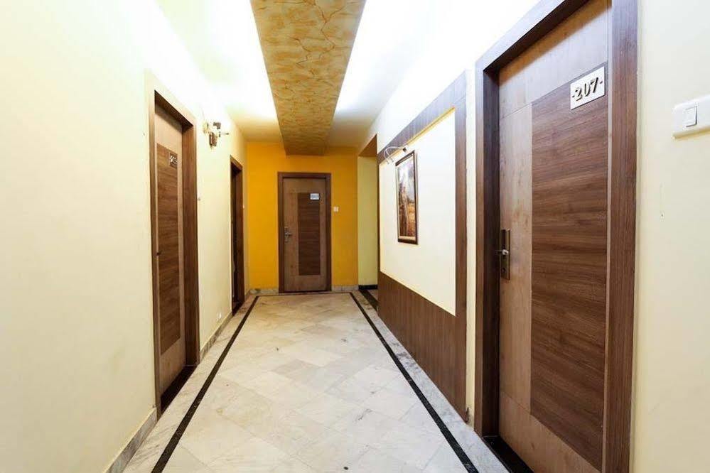 Hotel Majestic Shillong Exterior photo