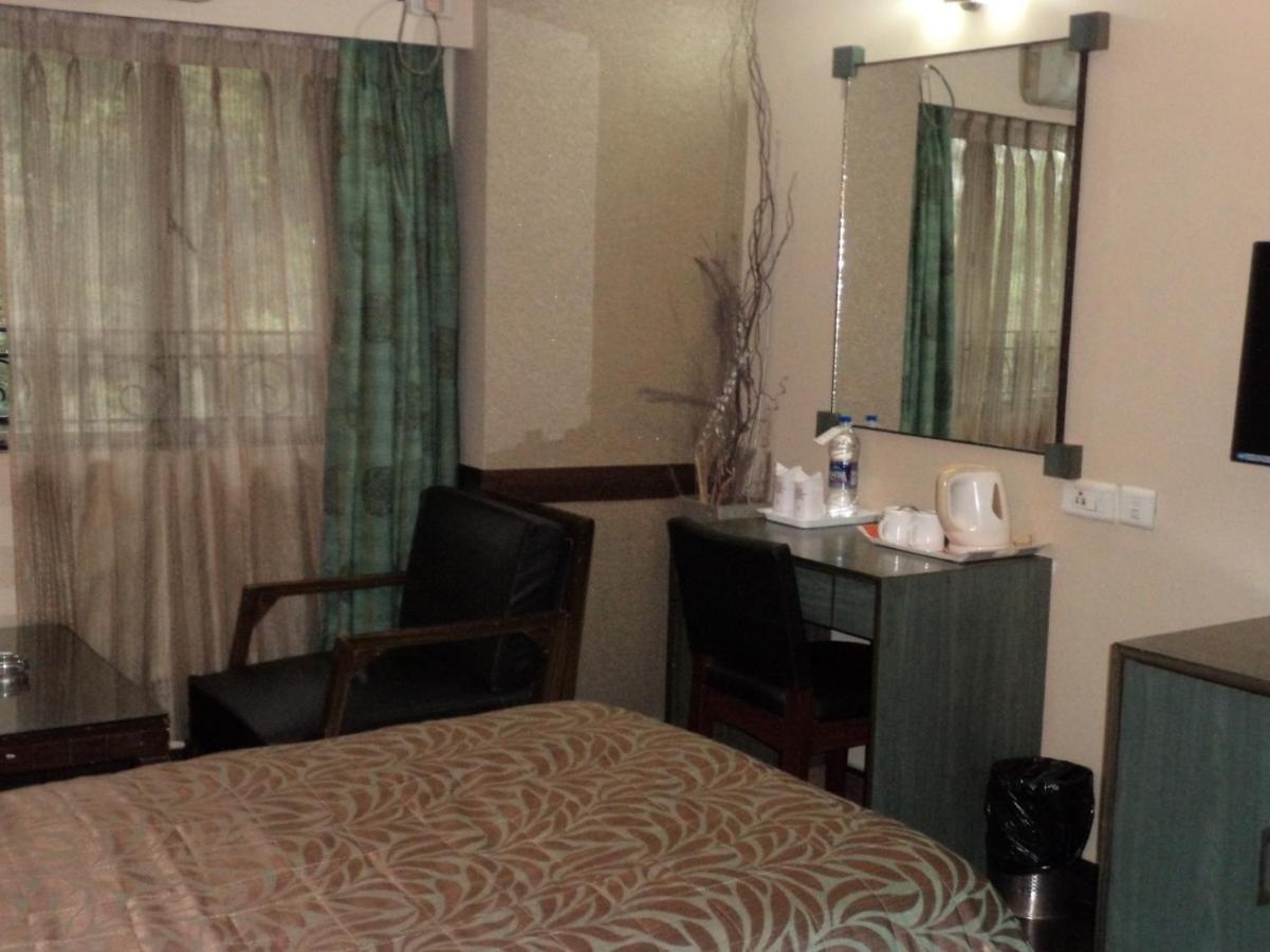 Hotel Majestic Shillong Exterior photo