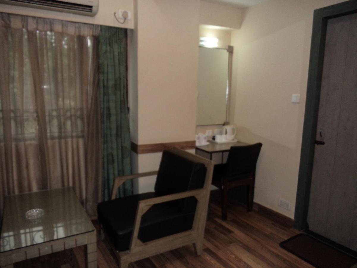 Hotel Majestic Shillong Exterior photo