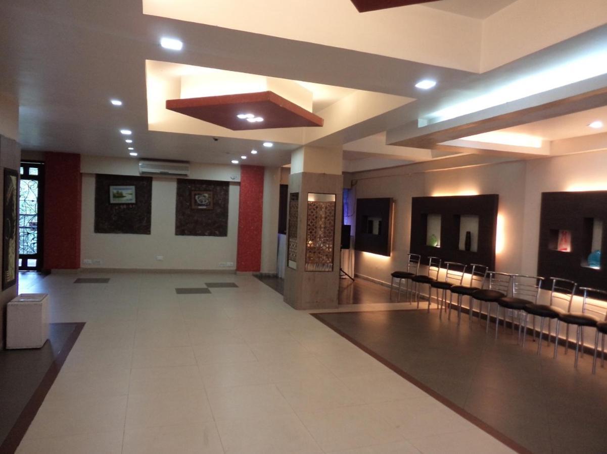 Hotel Majestic Shillong Exterior photo
