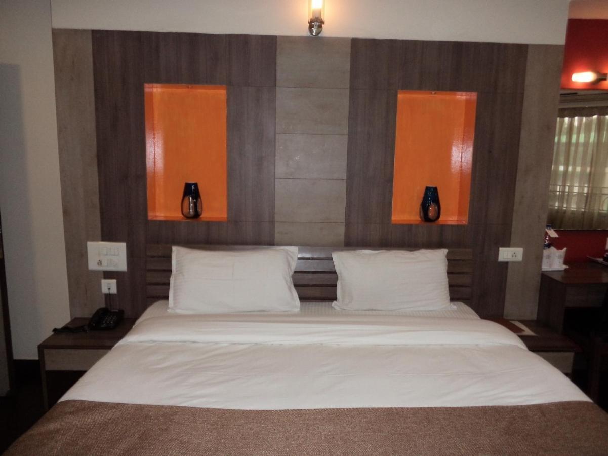 Hotel Majestic Shillong Exterior photo